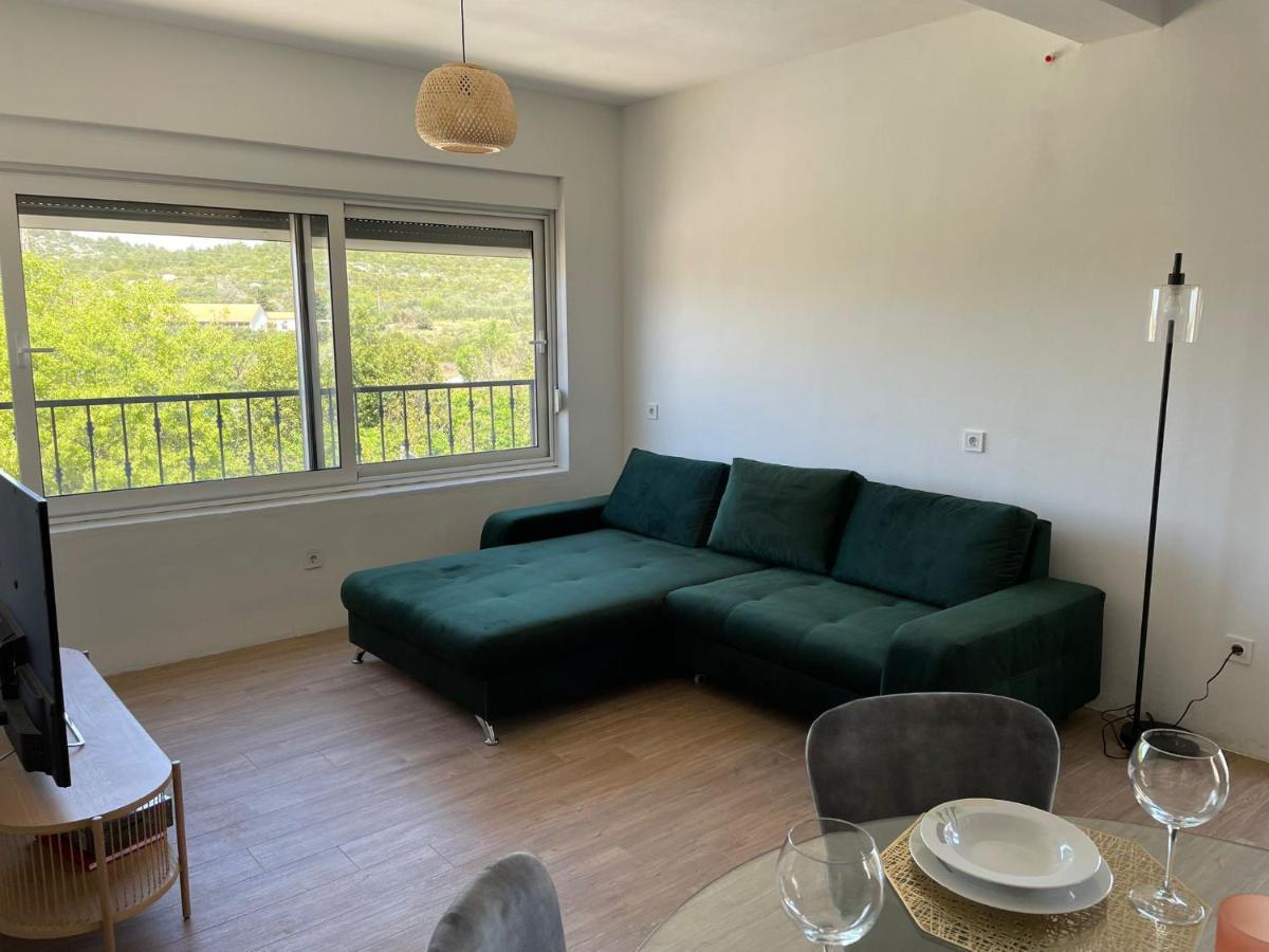 Apartments Martina Тисно Екстер'єр фото